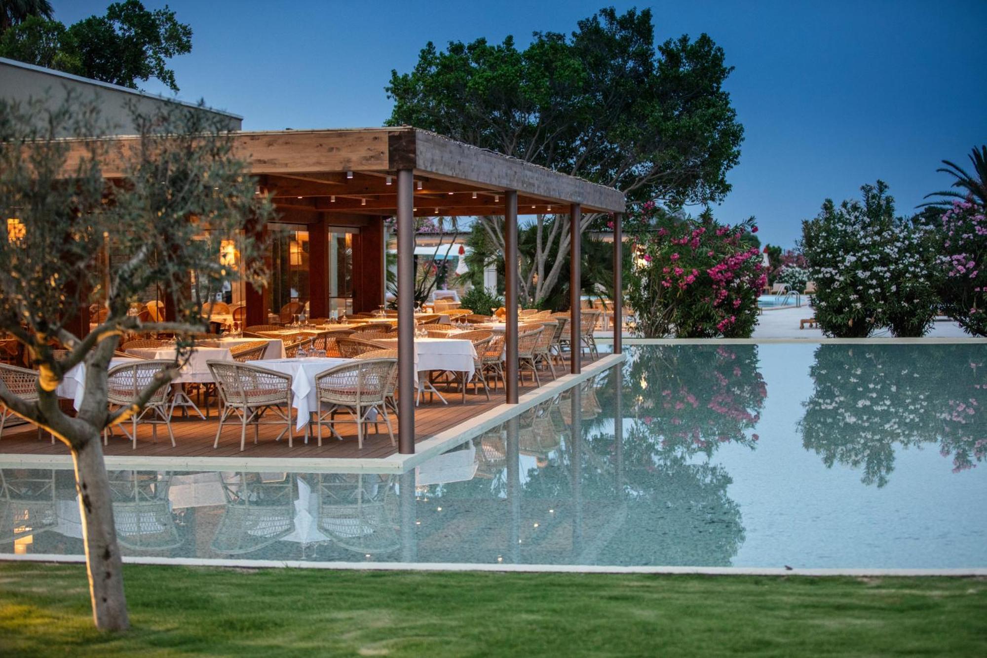 Is Molas Resort プーラ エクステリア 写真
