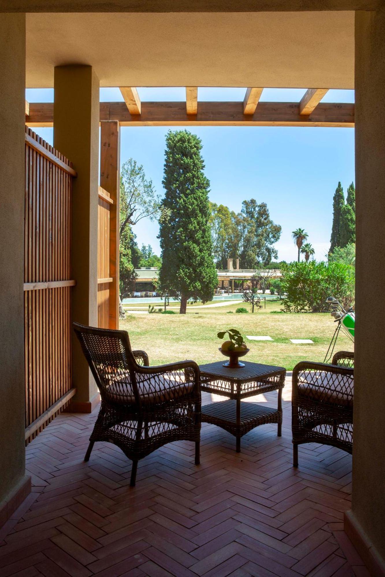 Is Molas Resort プーラ エクステリア 写真
